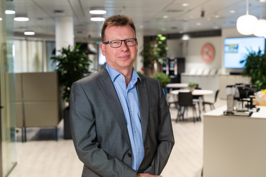Juha Mäkirinta vetämään Rejlersin rakentamisen sähkösuunnittelua